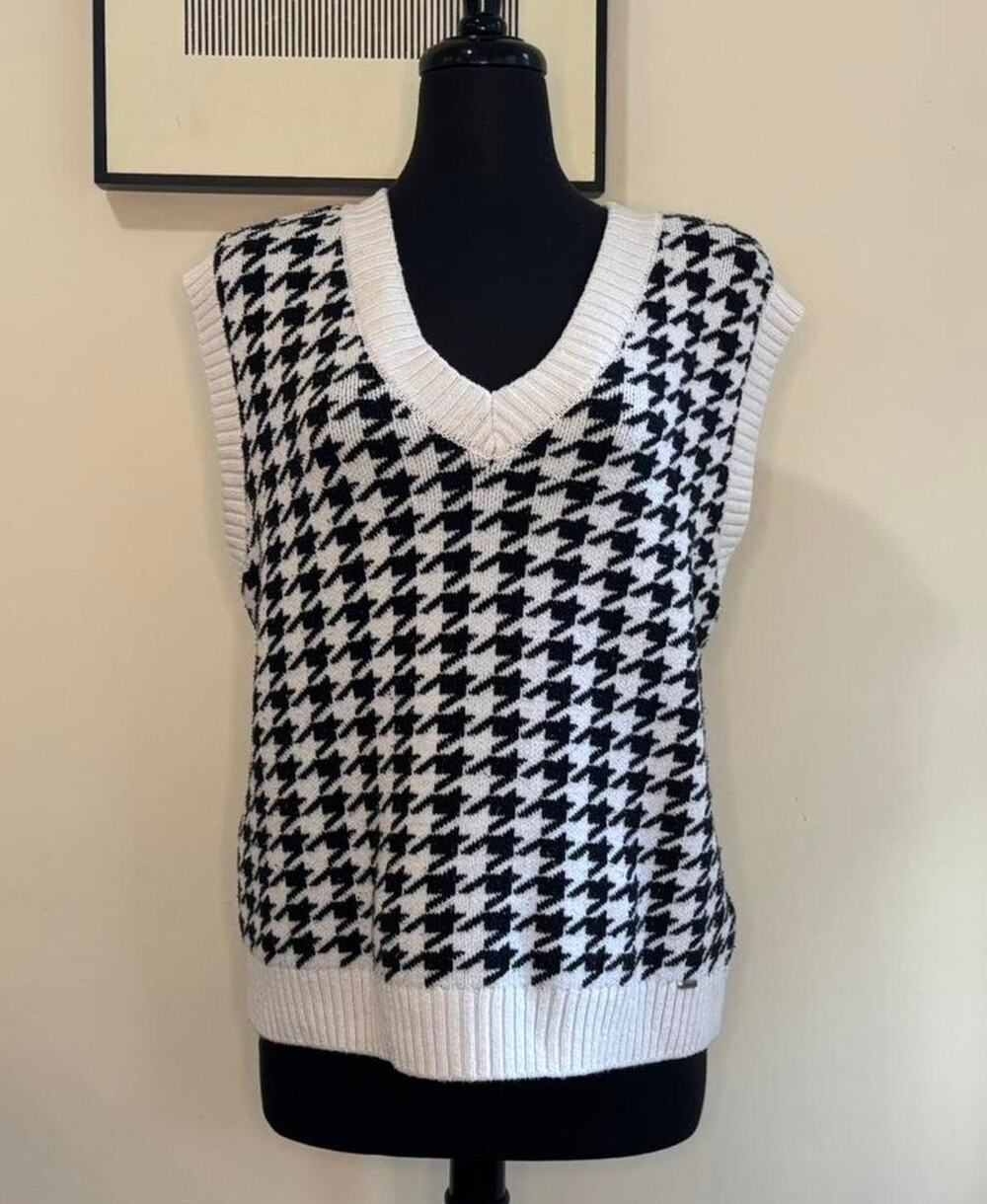 Hollister Oversized Houndstooth Preppy V Neck Sleeveless Sweater Vest Size Small